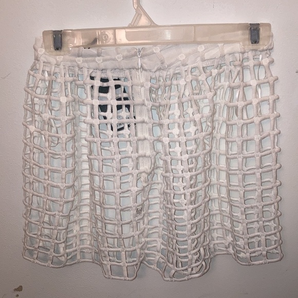 A 1Z45 by LF hollowed out Netted mesh skirt - Picture 5 of 6